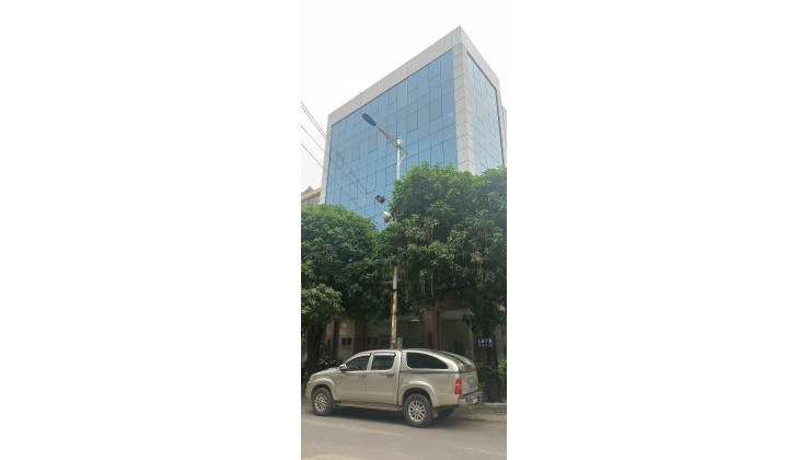 Bán toà nhà Văn Phòng, kinh doanh khủng, đường trước nhà 40m
